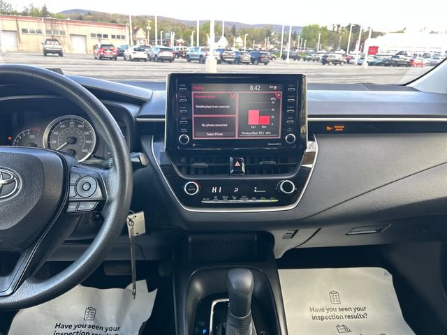 Used 2021 Toyota Corolla LE w/ Carpet Mat Package (TMS) FWD image 18