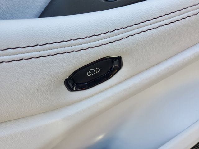 New 2025 Jeep Wagoneer S Limited AWD/4WD image 26