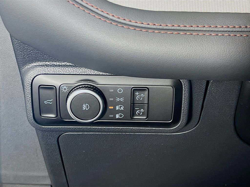 New 2026 Ford Explorer Active w/ Active Comfort Package image 20
