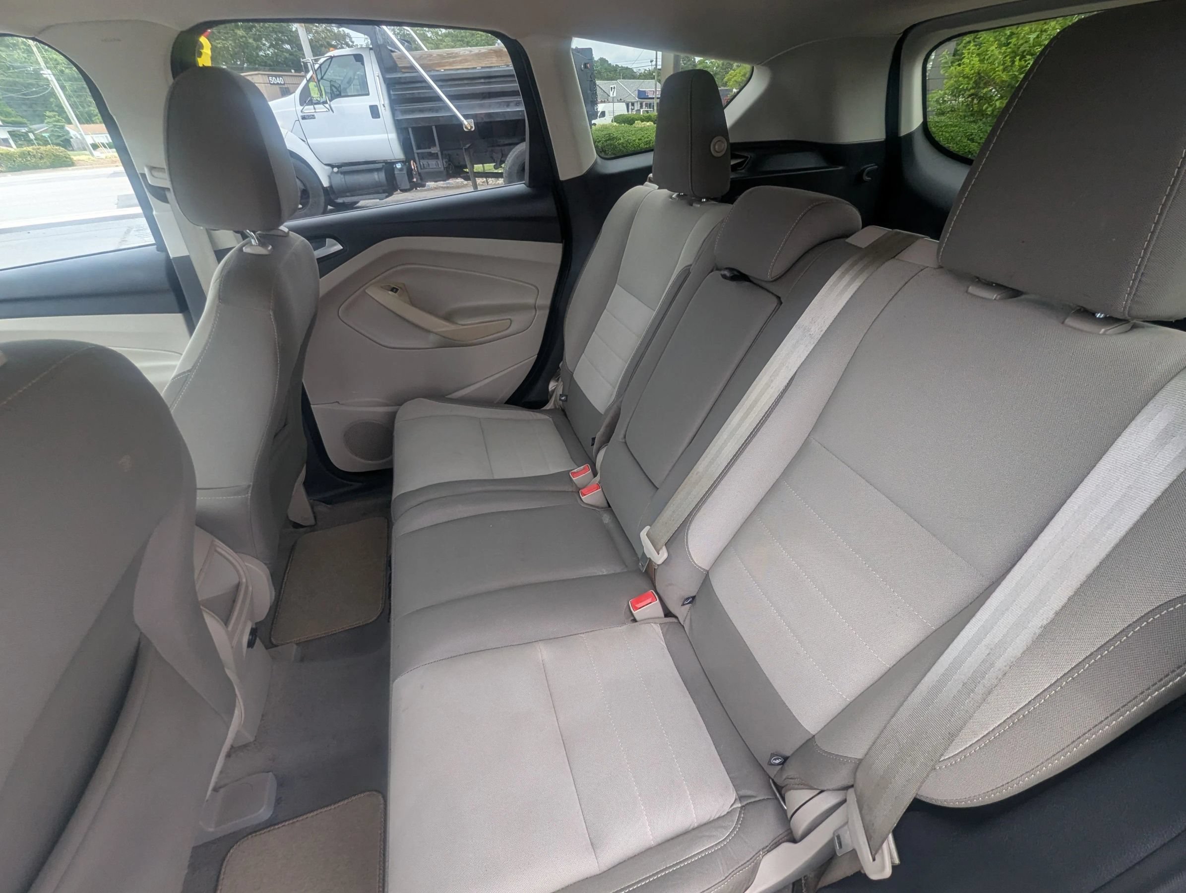 Used 2016 Ford Escape SE FWD image 14