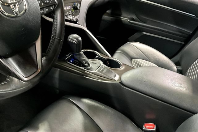 Used 2023 Toyota Camry SE FWD image 18