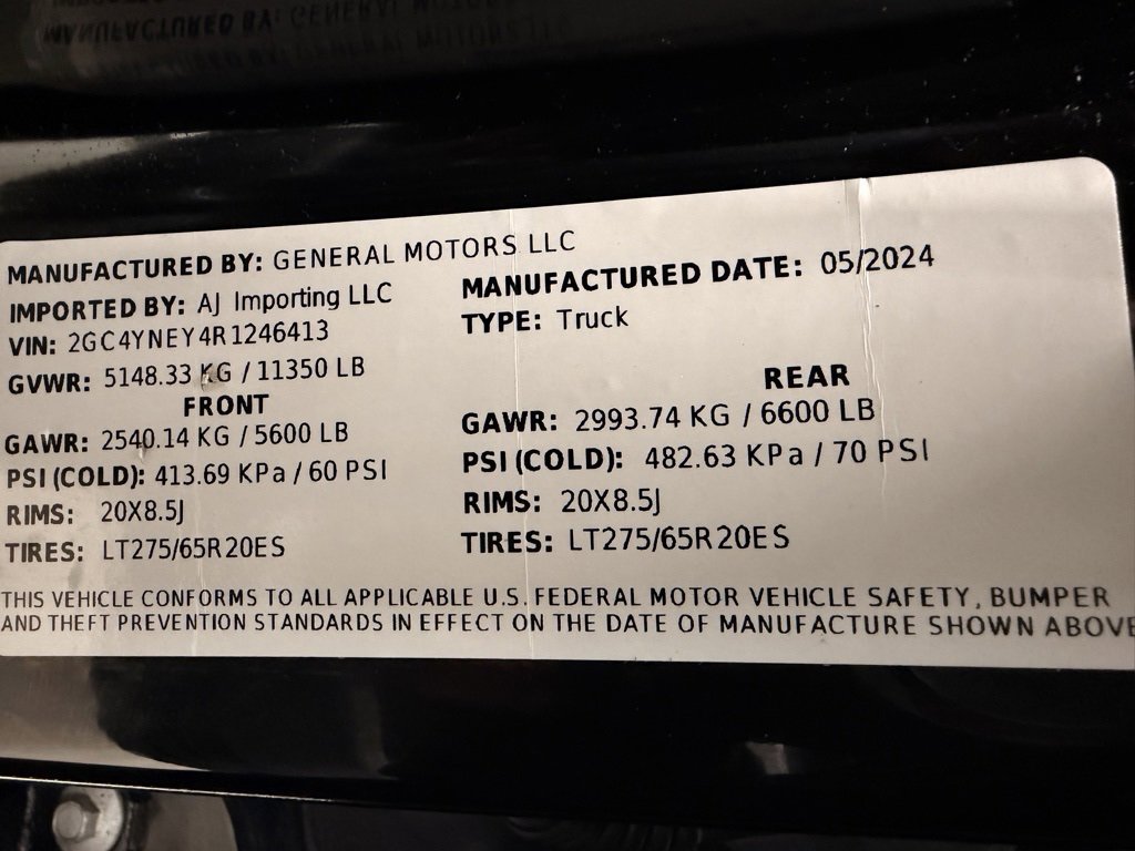 Used 2024 Chevrolet Silverado 2500 LT w/ Midnight Edition image 59