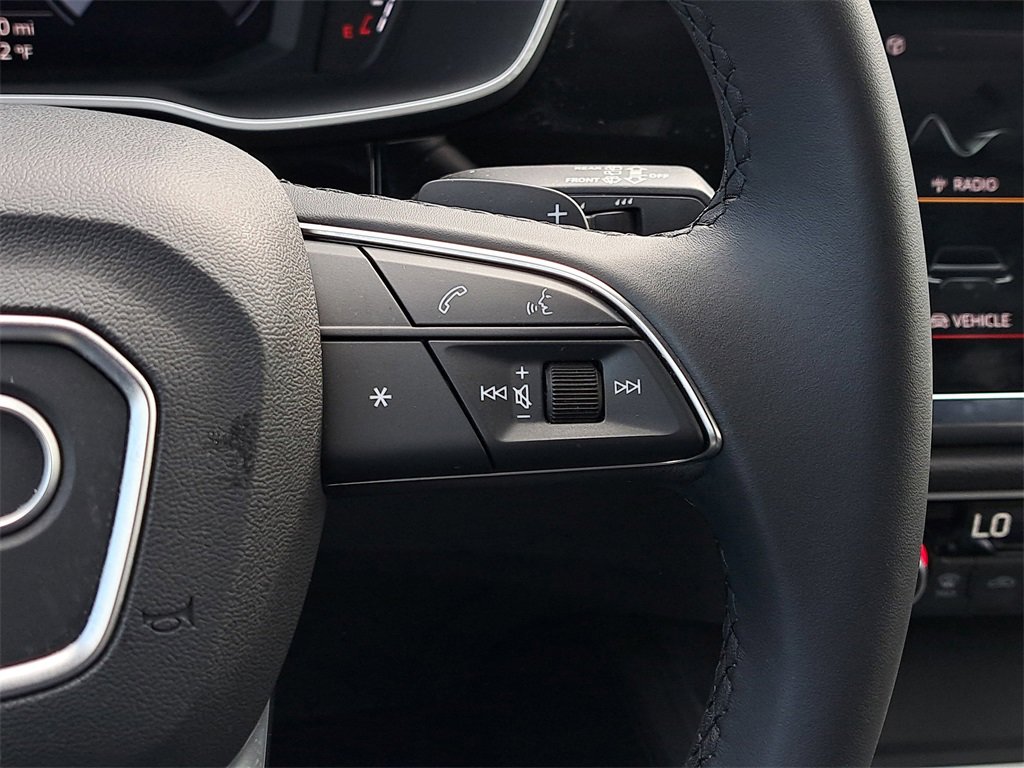 Certified 2025 Audi Q3 2.0T Premium w/ Convenience Package image 10