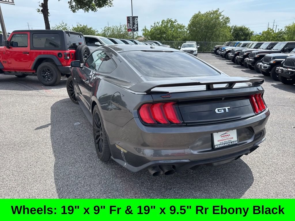 Used 2018 Ford Mustang GT Premium w/ GT Performance Package RWD image 15