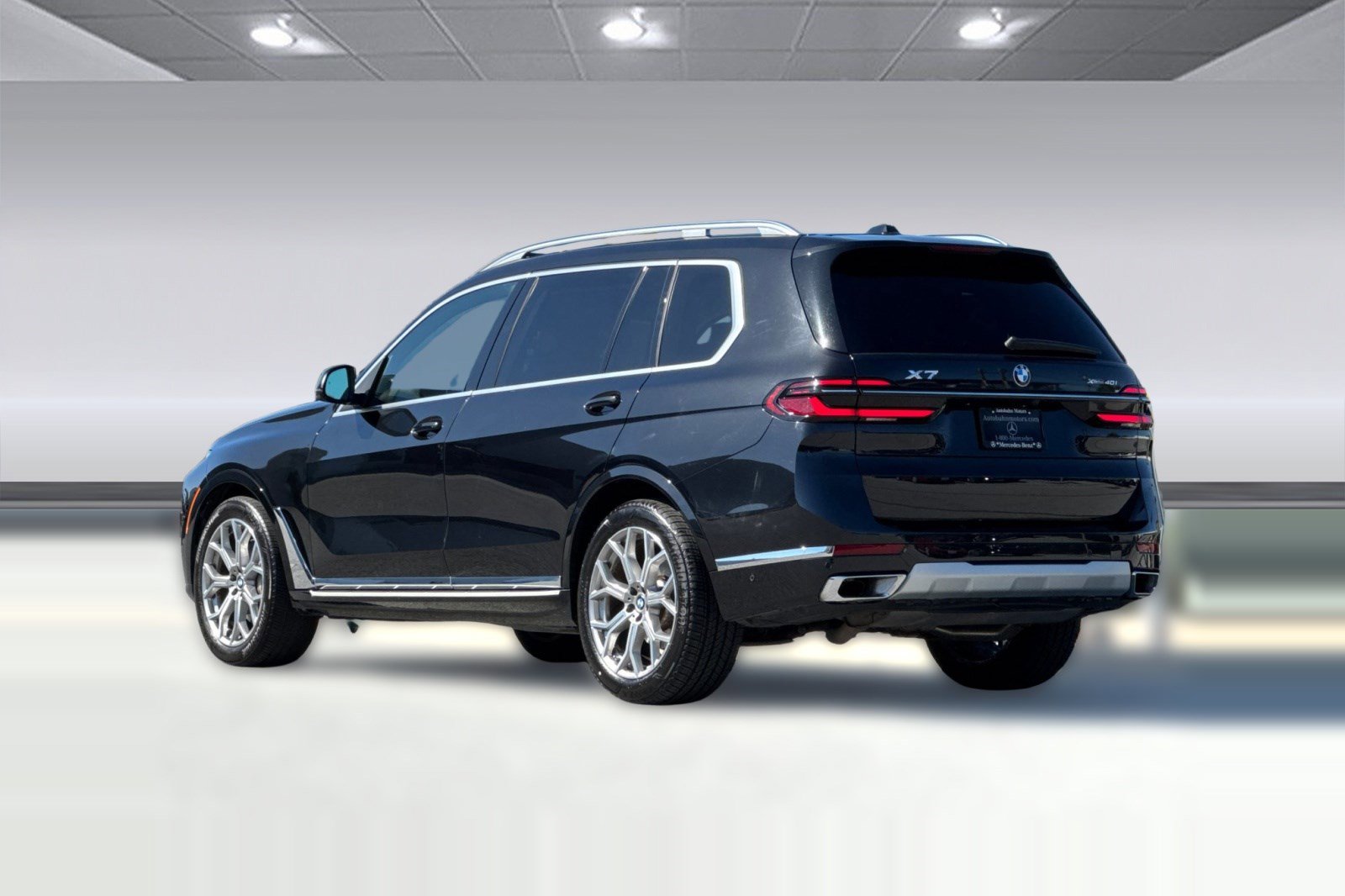 Used 2025 BMW X7 xDrive40i AWD/4WD image 3