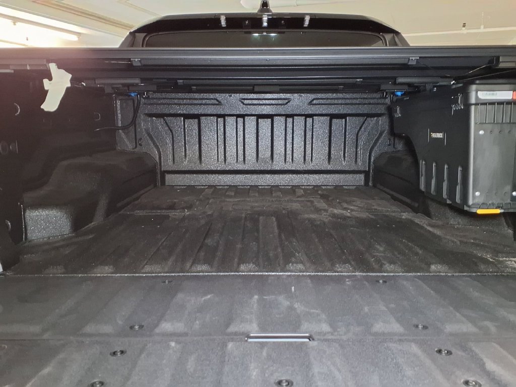 New 2026 GMC Hummer EV 4x4 Crew Cab w/ LPO, Storage Package image 8