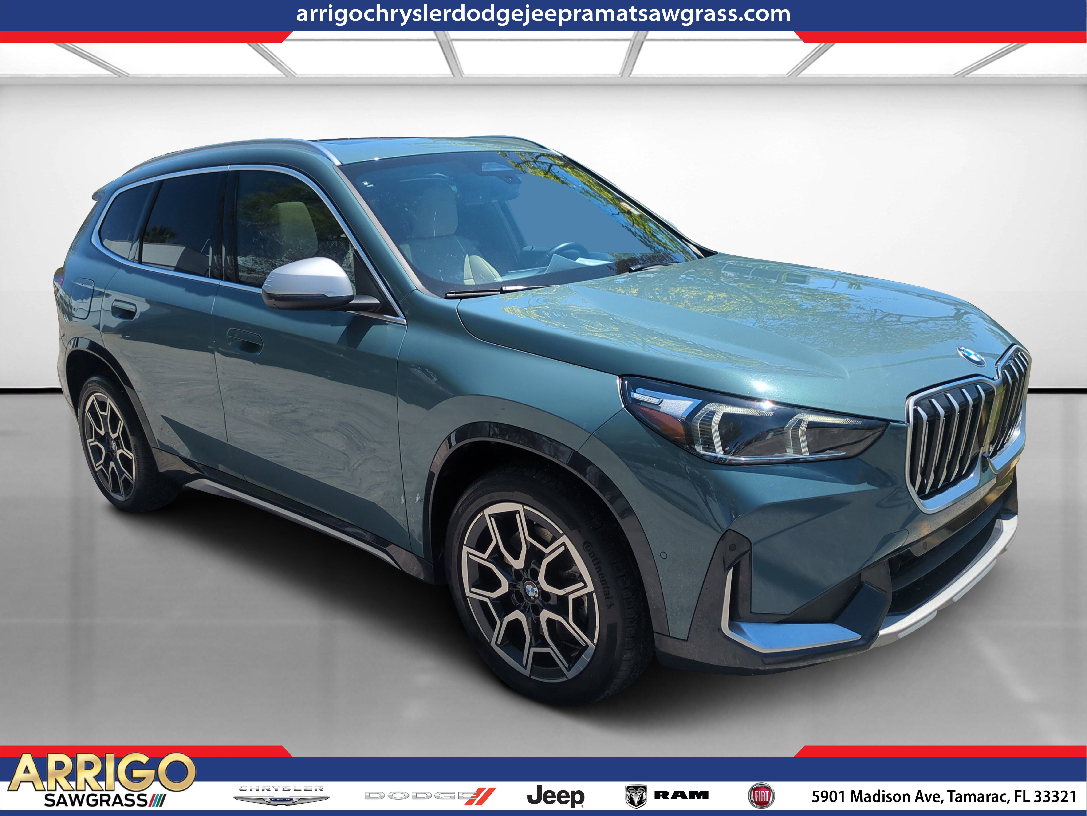 Used 2023 BMW X1 xDrive28i w/ Premium Package image 1
