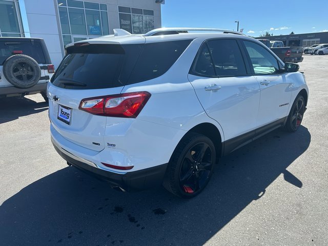 Used 2020 Chevrolet Equinox Premier w/ Premier Redline Edition image 3