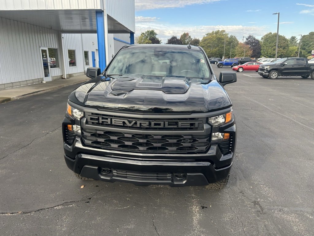 New 2026 Chevrolet Silverado 1500 Custom Trail Boss w/ Midnight Edition image 2