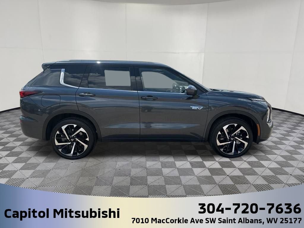 New 2025 Mitsubishi Outlander SEL image 10