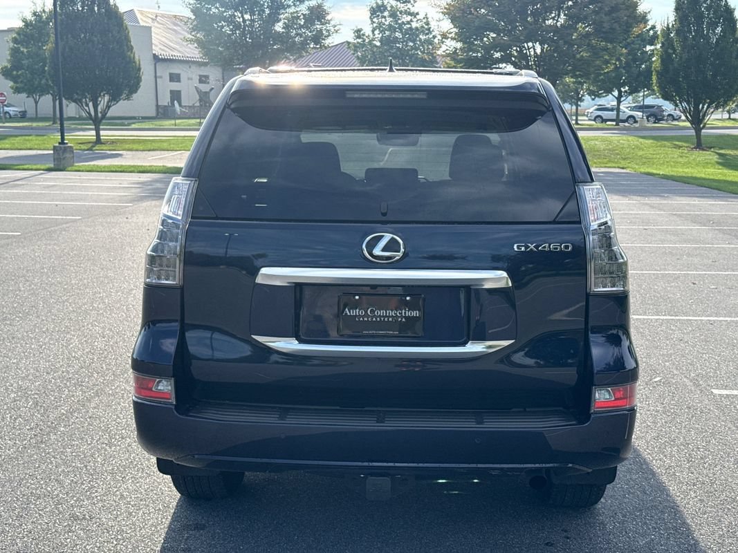 Used 2021 Lexus GX 460 Premium w/ Premium Package AWD/4WD image 7