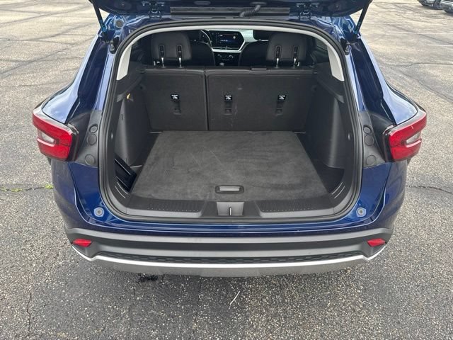 Used 2024 Chevrolet Trax LT w/ Driver Confidence Package FWD image 29