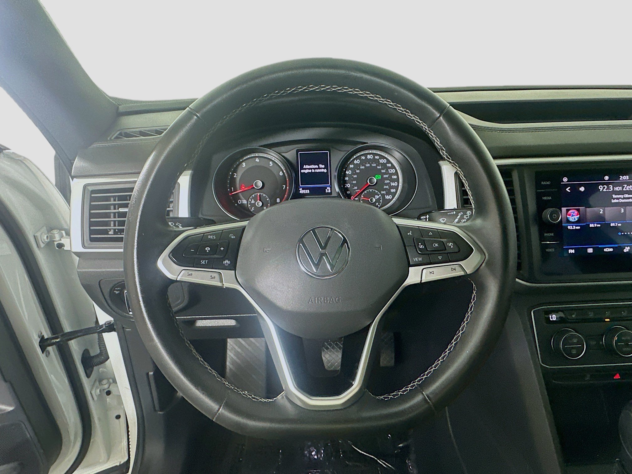 Used 2021 Volkswagen Atlas Cross Sport SE w/ Panoramic Sunroof Package FWD image 8