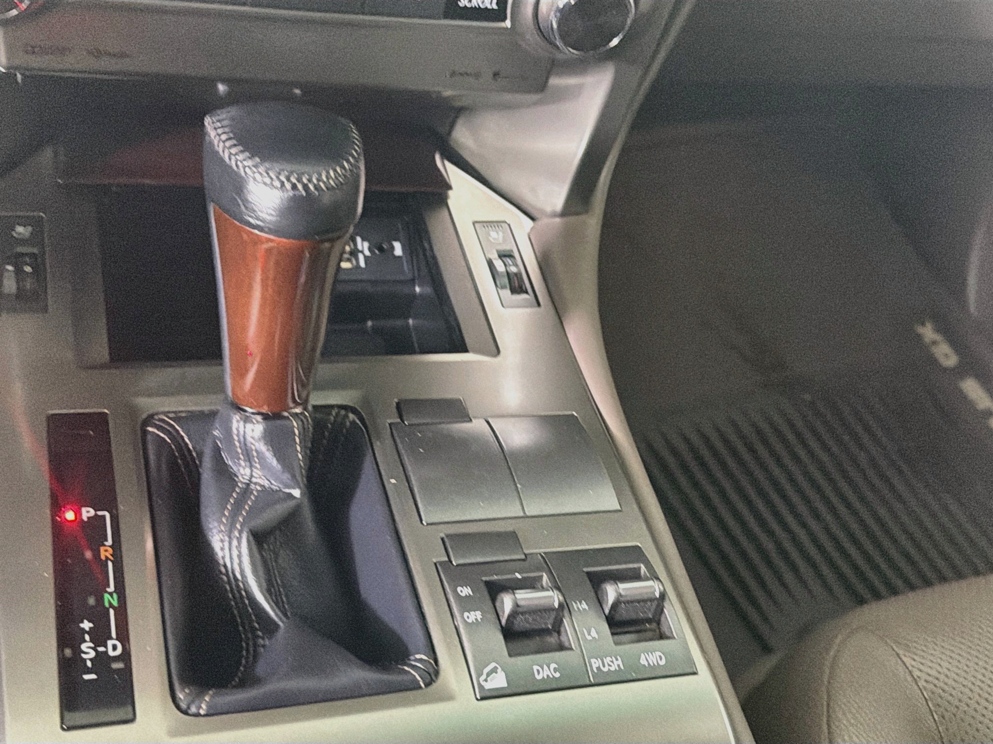 Used 2019 Lexus GX 460 Premium AWD/4WD image 23