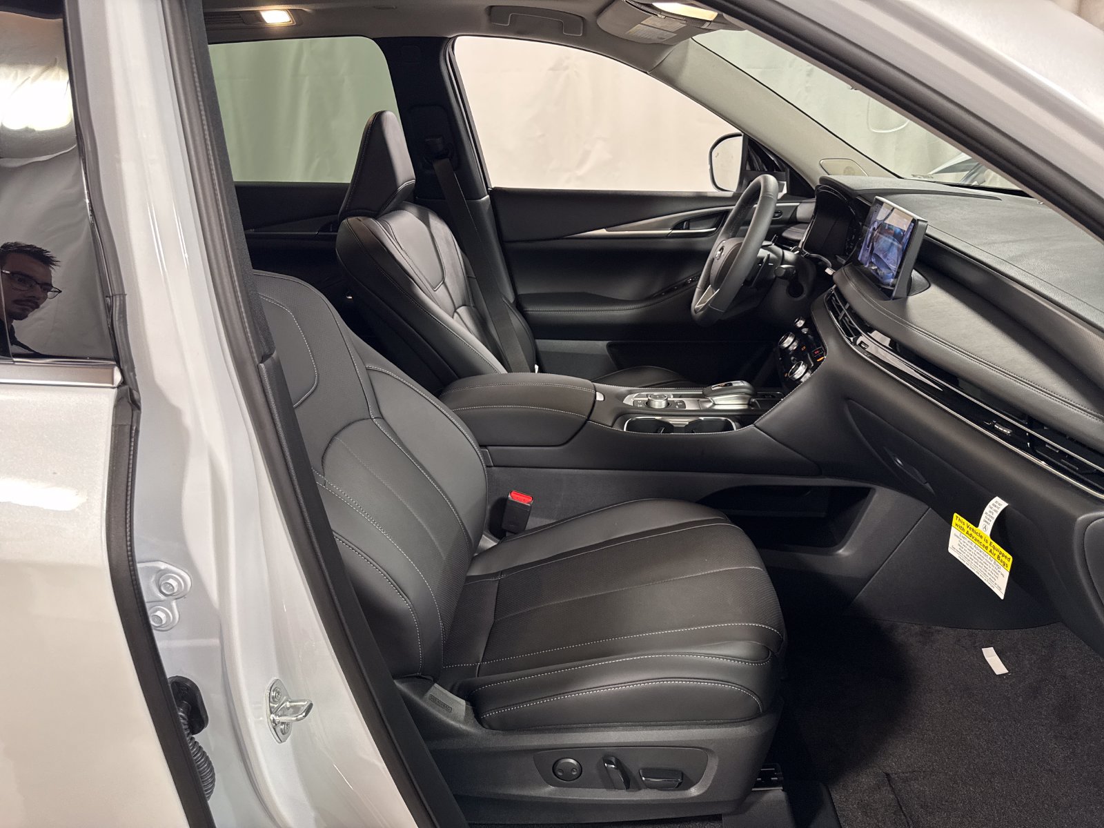 New 2027 INFINITI QX60 Luxe w/ Cargo Package AWD/4WD image 26