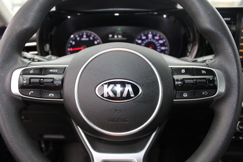 Used 2021 Kia K5 LXS image 27