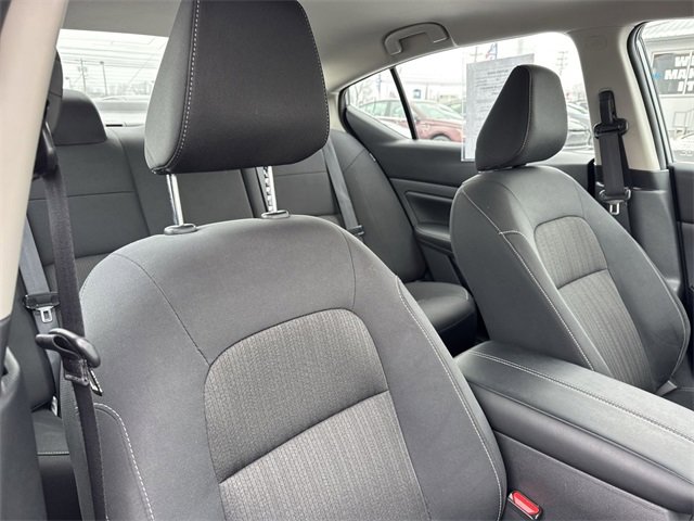 Used 2025 Nissan Altima 2.5 SV image 22