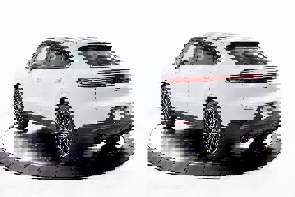 New 2026 Porsche Cayenne S image 3