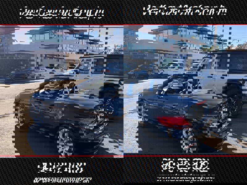 Used 2017 Mercedes-Benz SLC 300 w/ Premium 1 Package image 4