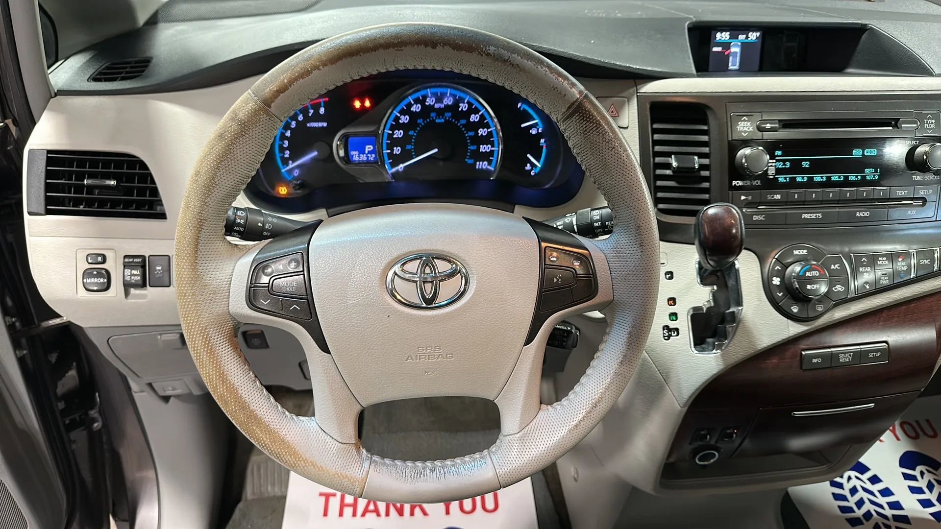 Used 2014 Toyota Sienna XLE FWD image 25