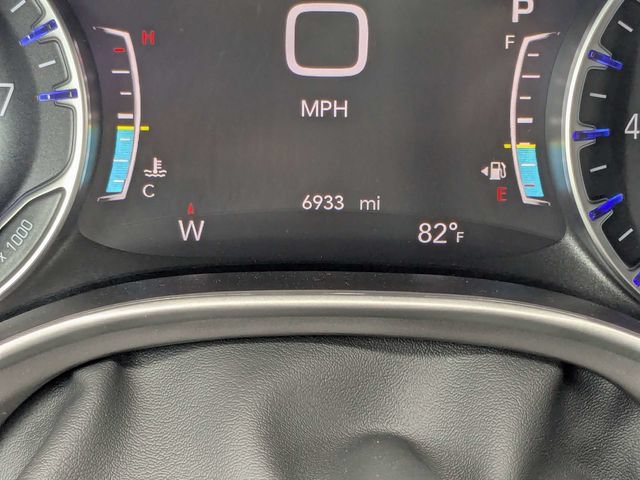 New 2025 Chrysler Voyager LX FWD image 30