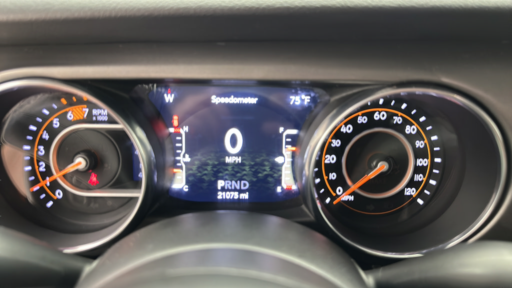 Used 2023 Jeep Wrangler Unlimited Sport AWD/4WD image 16