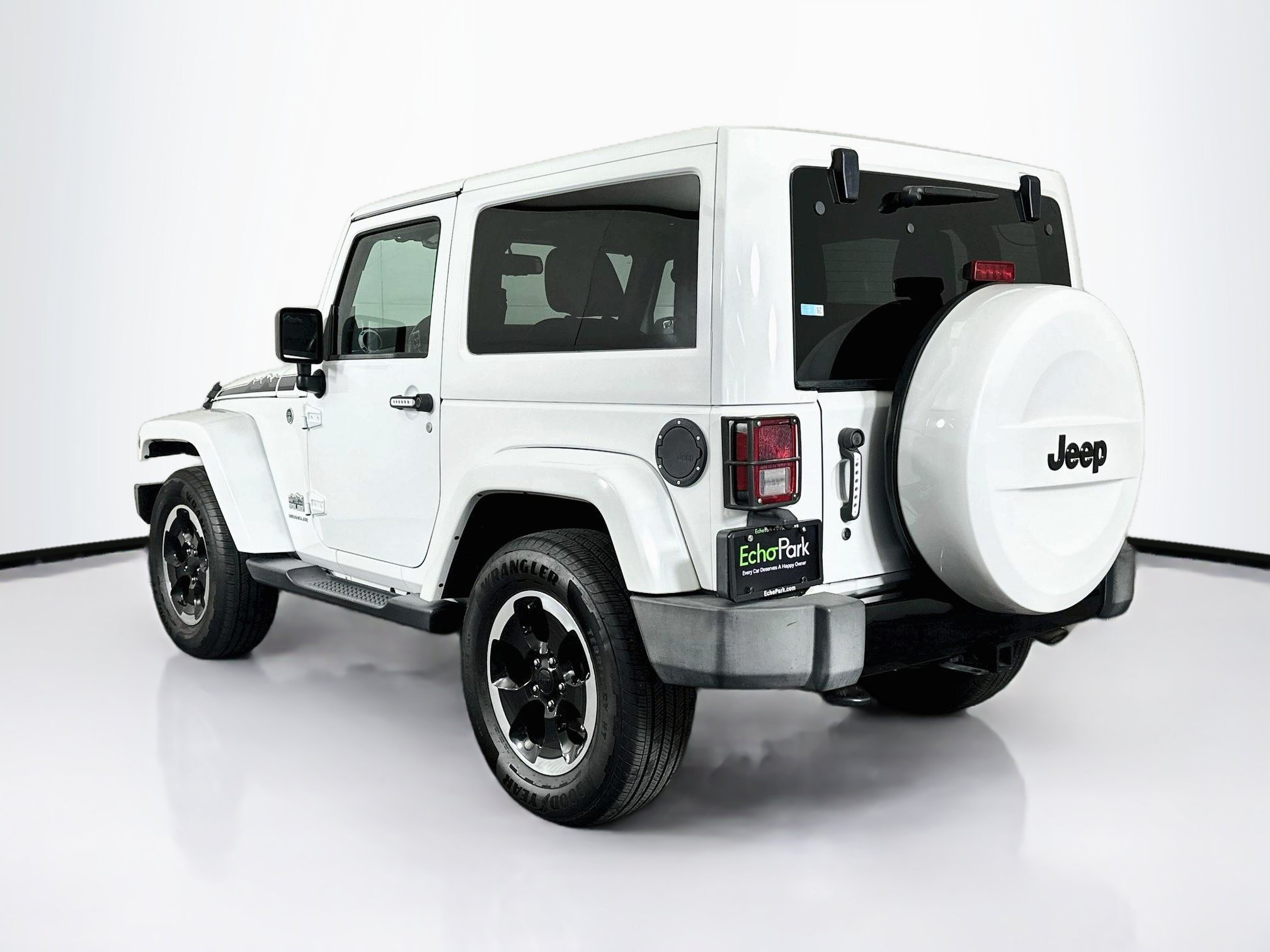 Used 2014 Jeep Wrangler Sahara AWD/4WD image 5
