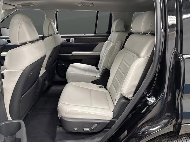 Used 2024 Hyundai Santa Fe Calligraphy AWD/4WD image 32