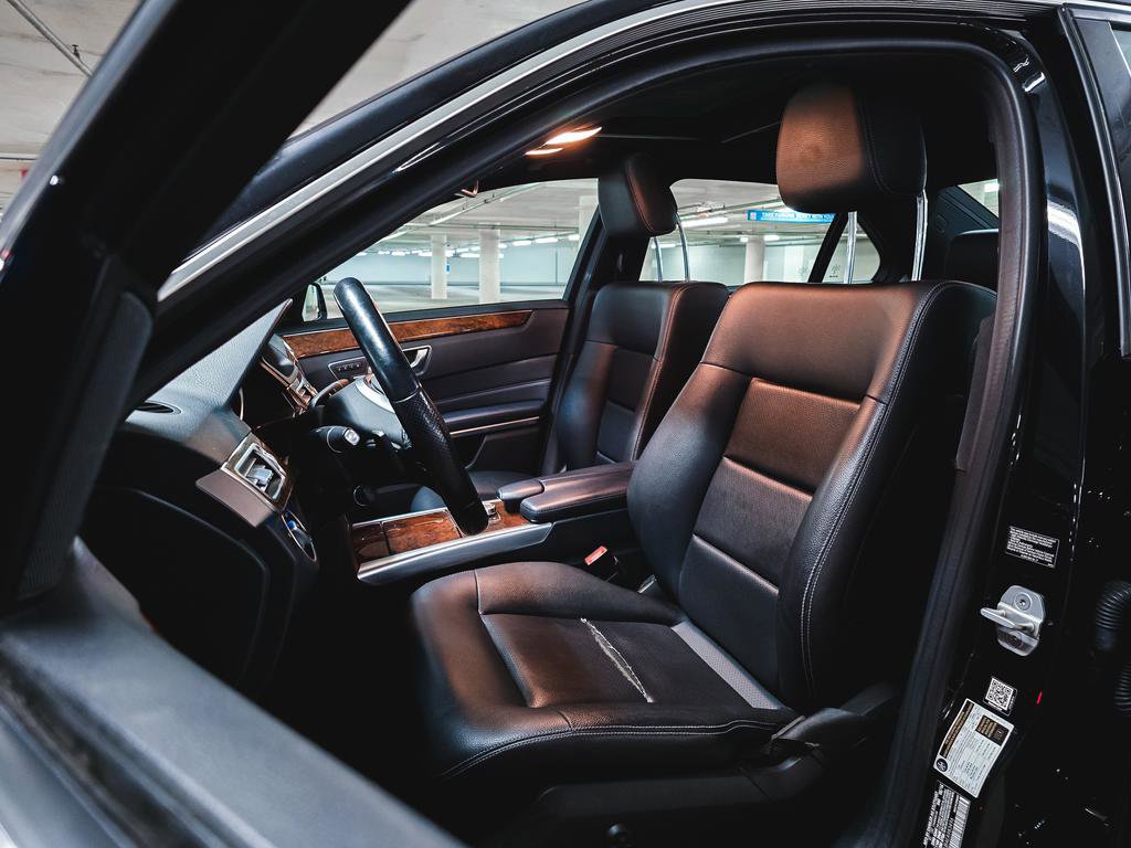 Used 2014 Mercedes-Benz E 350 4MATIC Sedan image 17