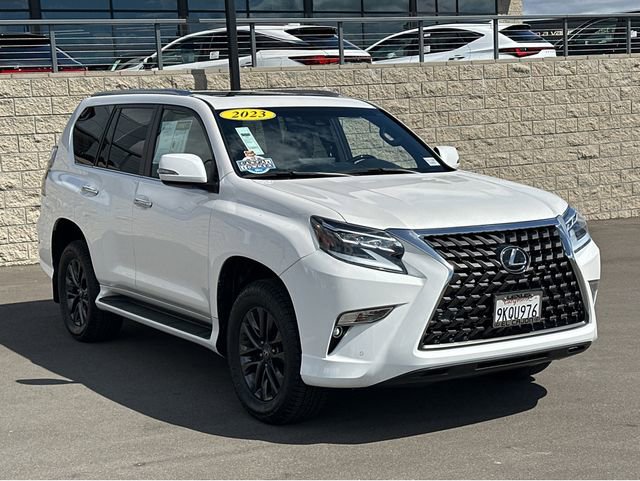 Used 2023 Lexus GX 460 Premium w/ Premium Package image 2