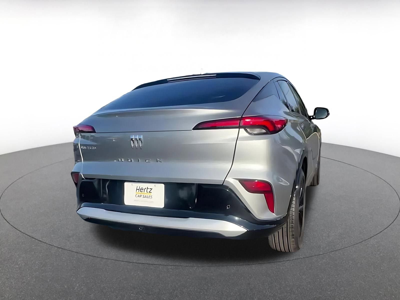 Used 2025 Buick Envista Sport Touring image 14