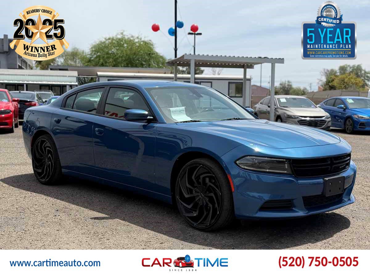 Used 2022 Dodge Charger SXT RWD image 3