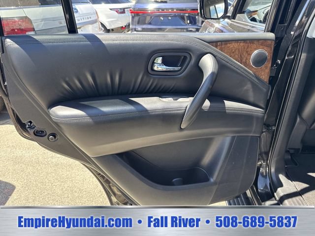 Used 2024 Nissan Armada SL w/ Captain's Chairs Package AWD/4WD image 19