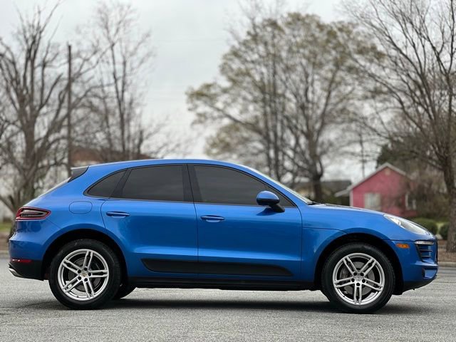 Used 2017 Porsche Macan AWD/4WD image 4