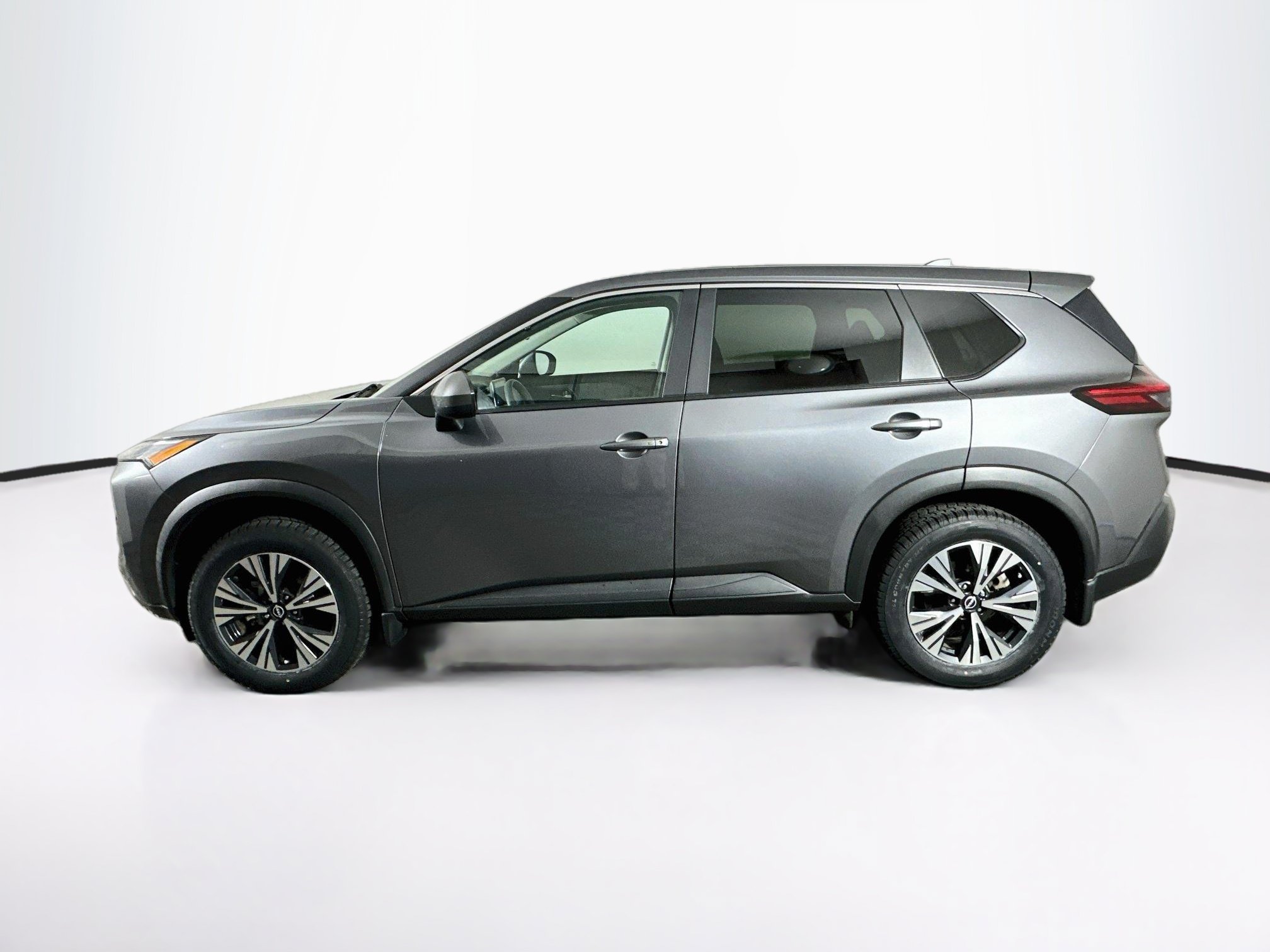 Used 2023 Nissan Rogue SV FWD image 4