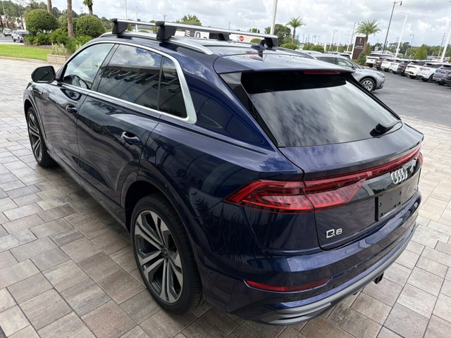 Used 2021 Audi Q8 Prestige w/ Prestige Package AWD/4WD image 4