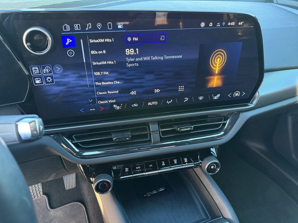 Certified 2025 Chevrolet Equinox EV RS image 15