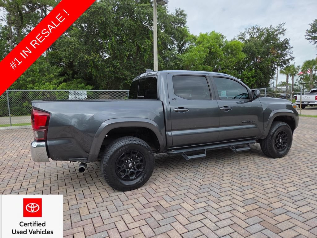 Used 2022 Toyota Tacoma SR5 RWD image 11