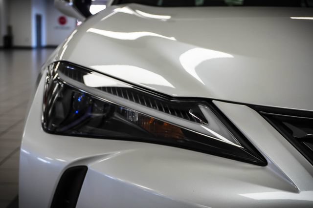 Certified 2025 Lexus UX 300h FWD w/ Accessory Package (Z2) image 29
