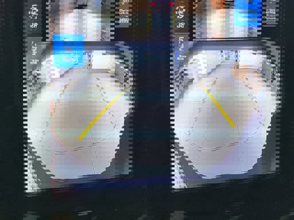 New 2026 Volvo XC40 B5 Ultra w/ Protection Package Premier image 28