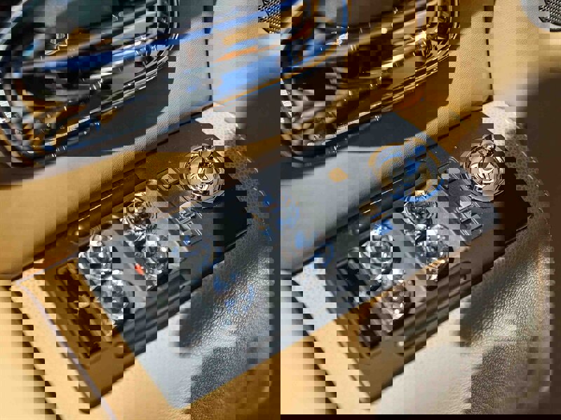 Used 2009 Rolls-Royce Phantom Sedan image 27