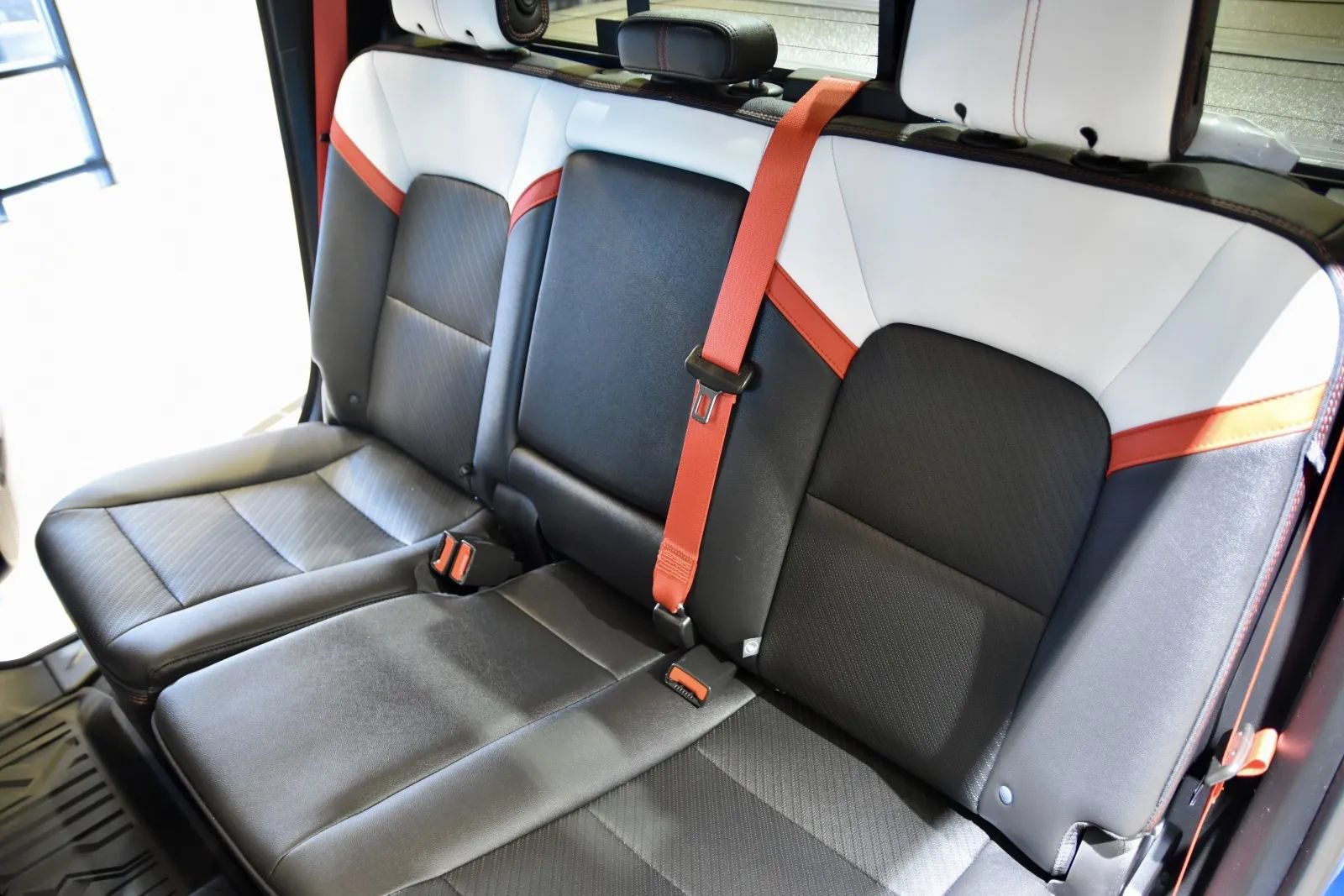 Used 2023 GMC Canyon AT4X AWD/4WD image 24
