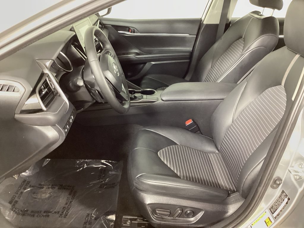 Used 2024 Toyota Camry SE FWD image 10