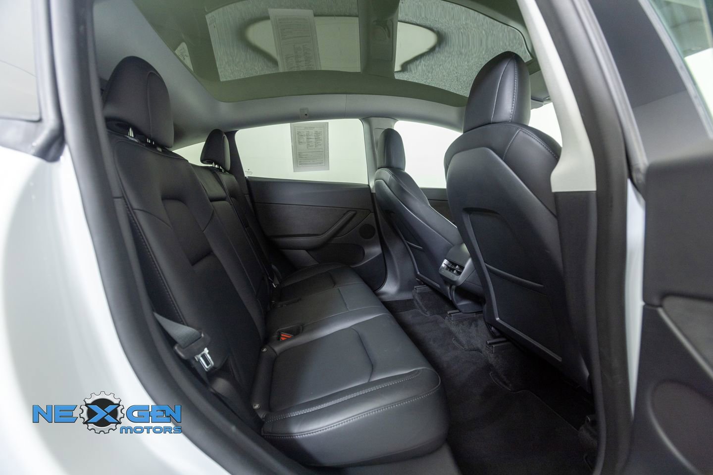 Used 2022 Tesla Model Y Performance image 34