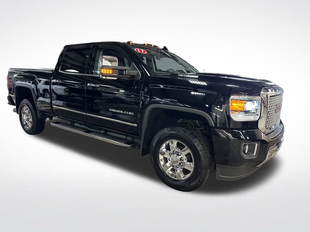 Used 2017 GMC Sierra 3500 Denali w/ Duramax Plus Package AWD/4WD image 8