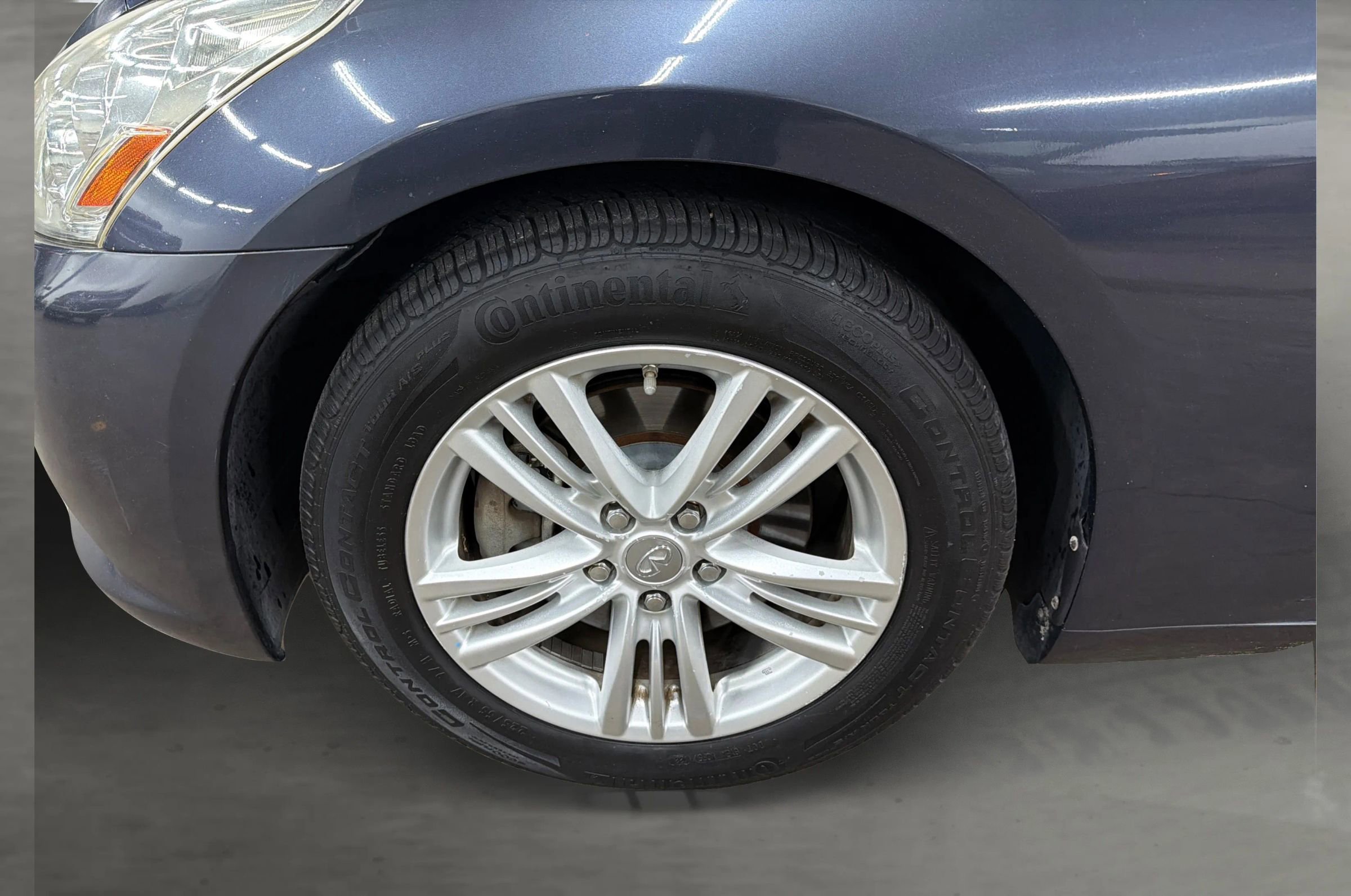 Used 2010 INFINITI G37 Journey w/ Premium Pkg image 15