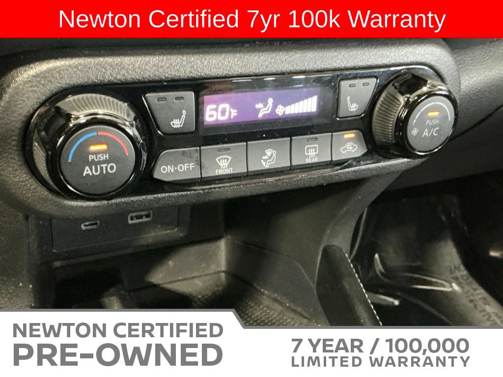 Used 2024 Nissan Kicks SR w/ SR Premium Package FWD image 12