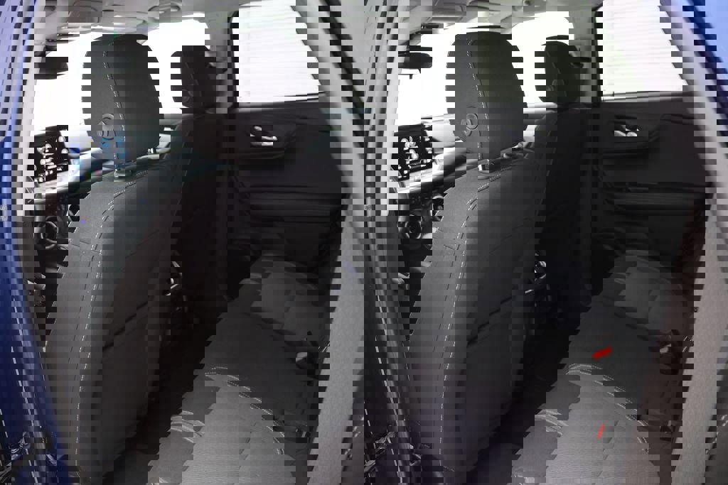 Used 2023 Chevrolet Blazer LT w/ Driver Confidence Package image 10