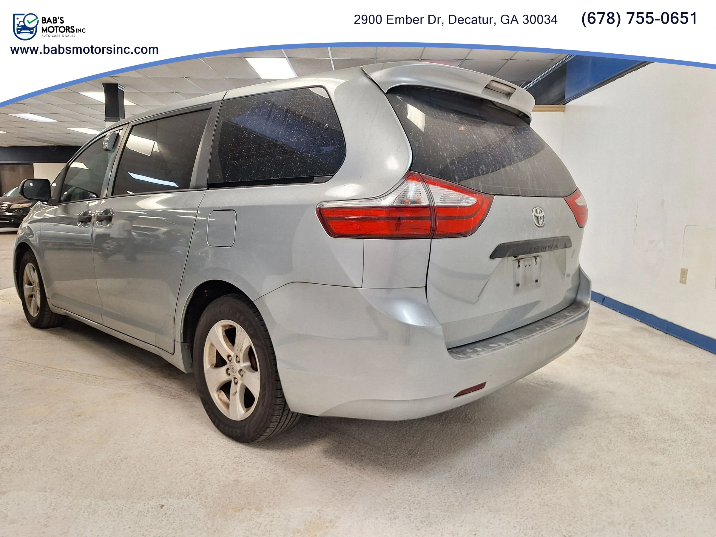 Used 2015 Toyota Sienna L FWD image 9