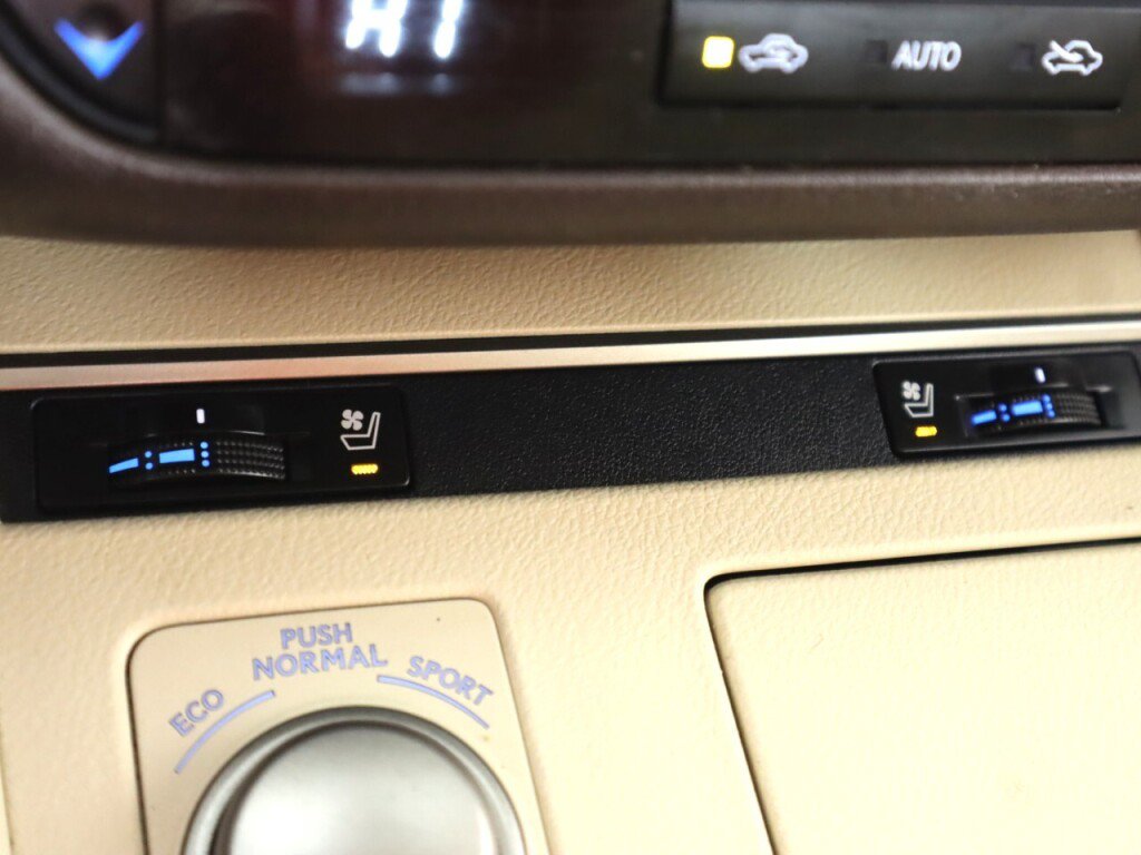 Used 2017 Lexus ES 350 w/ Premium Package FWD image 25